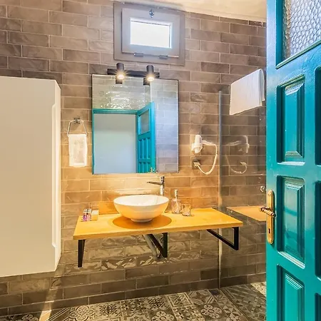 Avlu Palamutbuekue * Datça