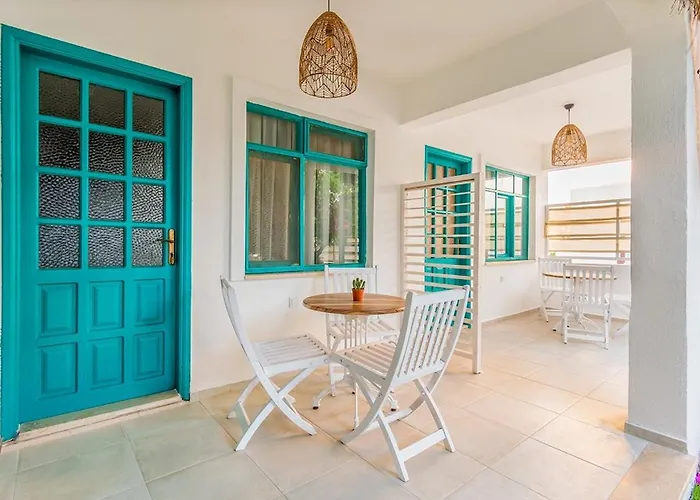 Hotel Avlu Palamutbuekue Datça