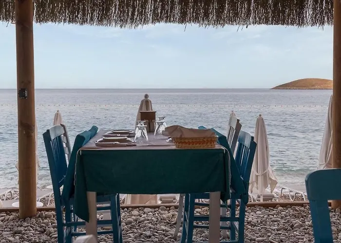 Avlu Palamutbükü Hotel *