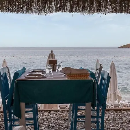 Avlu Palamutbuekue فندق *