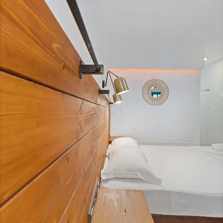 Avlu Palamutbuekue * داتْشا