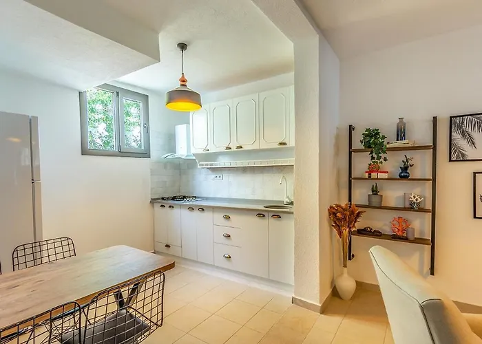 Avlu Palamutbuekue Отель